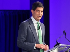 Warsh przekonywał Senat USA, że nie będzie „marionetką” Trumpa w Fed