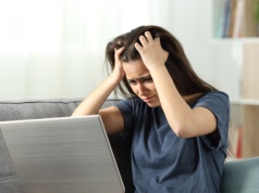 Policja ostrzega przed częstymi oszustwami. Uważaj zwłaszcza przed majówką