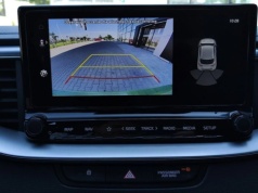 Ta Kia okazuje się częstszym wyborem Polaków niż Stonic, a to nie jest Sportage. Za 102 900 zł ma bogate wyposażenie i stawia na normalność