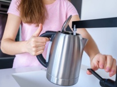 Wrzątek w kilka sekund. To urządzenie bije czajnik elektryczny na głowę