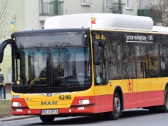 Spał w autobusie i nie reagował. Od 17-latka nie było też czuć alkoholu