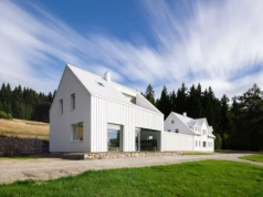 Zburzyli wszystko, co zbędne. Tak odżyło siedlisko w górach