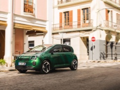 Premiera nowego Renault Twingo w salonach dealerskich w Niemczech