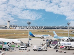 Frankfurt: Marzec i Q1 na plusie mimo strajku i wojny