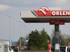 Są nowe ceny paliw na stacjach. Rząd ogłosił. Trend został utrzymany