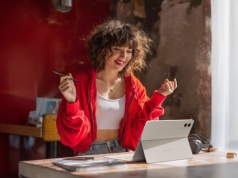 Tablet jako element stylu życia. Jak pokolenie Z redefiniuje relację z technologią