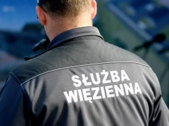 Afera w Służbie Więziennej. Pijany funkcjonariusz wezwał policję