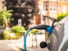 HMRC blokuje obniżkę VAT na ładowanie aut elektrycznych. Kierowcy zapłacą więcej