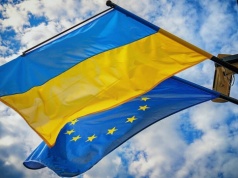 Trzy opcje dla Ukrainy, m.in. "odwrócone członkostwo" w UE. Kijów odpowiada