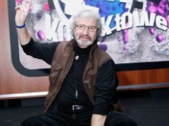 Krzysztof Daukszewicz po skandalu w "Szkle kontaktowym" zniknął z telewizji. "Medialnie JUŻ DAWNO NIE ŻYJĘ"