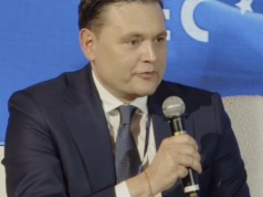 EEC 2026: Polacy kupują dużo tanich ubrań. „Coś się musi zmienić”