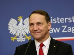 Sikorski reaguje na decyzję UE ws. Ukrainy. "Putin musi sobie to skalkulować"