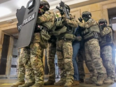 Śmigłowiec nad Wrocławiem, zamachowcy w firmie i urzędzie. Wielkie ćwiczenia służb OLEK 2026