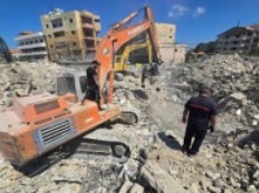 Ratownicy próbowali podnieść ranną, wtedy spadł granat. Reuters: Zrzucił go izraelski dron