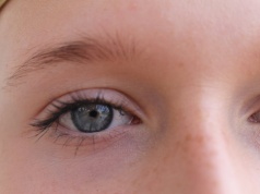 Sztuczna inteligencja analizuje siatkówkę oka. Może przewidywać ryzyko poważnych chorób