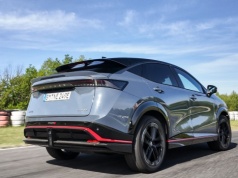 Przyspieszenie 0-100 km/h to mit. Sprawdź, co naprawdę się liczy