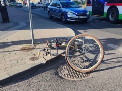 Lublin: wypadek z udziałem rowerzysty i auta na ul. Kunickiego. Są utrudnienia w ruchu