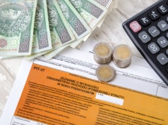 Najnowsze dane MF: Blisko co drugi Polak wciąż nie rozliczył PIT