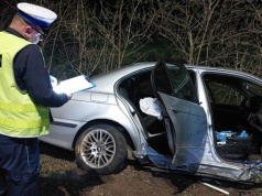 Śmigłowiec LPR zabrał pasażerkę po wypadku BMW. Kierowca z warmińsko-mazurskiego z zarzutami