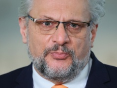 KO zawiesi senatora Tomasza Lenza?