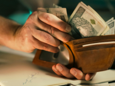 Ile trzeba zarabiać, by należeć do klasy średniej w Polsce?