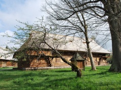 Małopolska wieś zabierze cię w podróż w czasie. Kręcono tu hitowe polskie produkcje