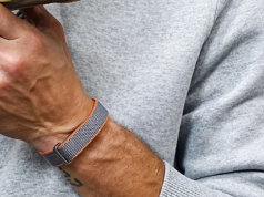 Google rzuca wyzwanie opasce Whoop. Fitbit Air z datą premiery i zaskakującą ceną