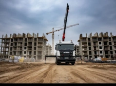 Budowa domu trwa ponad dwa razy dłużej niż mieszkania od dewelopera