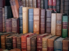 QUIZ: Dziś Święto Książki. Inspirujący test wiedzy. Zmierz się!