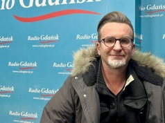 „Potop” bez ABBY, za to z Kmicicem na terapii. Michał Siegoczyński o telewizyjnej wersji hitu Teatru Wybrzeże