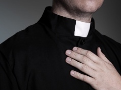 Tankuje i odjeżdża bez płacenia. Ksiądz z Podlasia znów w konflikcie z prawem