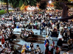 Bal Magów w Santa Cruz: 720 stolików wyprzedanych w 20 minut