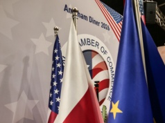 USA nadal chętnie inwestują w Polsce, ale zmiana jest ogromna. "Napędem są projekty technologiczne"