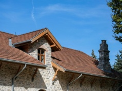 Jak wybrać firmę do naprawy szkód po kunach, żeby nie płacić dwa razy?