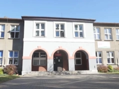 Debata o Jeziorkach. Rada miejska przegłosowała zamiar likwidacji filii biblioteki miejskiej, aby do SP 19 w Jaworznie mogło wrócić przedszkole