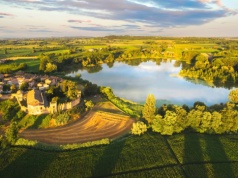 Weekend majowy blisko Mediolanu bez tłumów. Jezioro w kształcie serca skradnie całe show