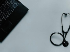 Dezinformacja zdrowotna w Polsce. Nowe badanie pokazuje skalę problemu