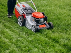 Kosisz trawę, możesz dostać mandat. Wystarczy jeden błąd