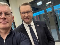 Wszystkie ręce na pokład. Sakiewicz: "Niewiele osób wie, jak ogromną rolę odegrał Cenckiewicz w kampanii"