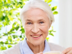 Polacy odkrywają tę kawę. Wspiera jelita i jest idealna dla seniorów