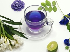 Butterfly Pea Tea hitem TikToka. Ten niezwykły napar może pomóc Ci ze stresem