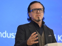 800 miliardów na stole. Kto zgarnie kasę z wielkich inwestycji?