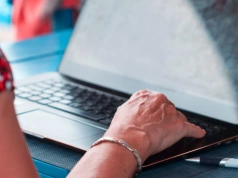 Rekordowa liczba pracujących seniorów w Polsce. Jest ich już dwa razy więcej niż dekadę temu