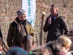 Rośnie zielone Pomorze Zachodnie. Tysiące drzew posadzonych przez uczniów