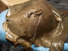 Złota kula z dna oceanu w końcu zidentyfikowana. To nie było jajo