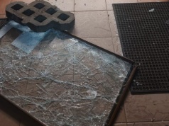 Nowa Huta. Włamał się do sklepu i pakował towar. Wpadł na gorącym uczynku