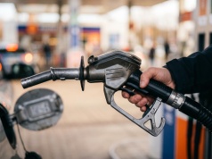 Maksymalne ceny paliw znów w górę