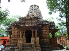 Gubernator stanu Chhattisgarh w Indiach podpisuje surowe prawo antykonwersyjne