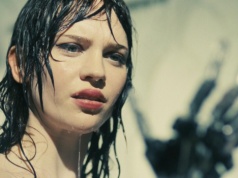 TOWARZYSZ, thriller SCI-FI, o którym warto pamiętać