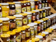 Miód twardy jak skała? Jest na to rozwiązanie